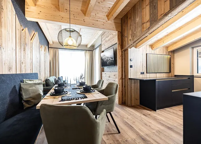 24 By Bruecke * Mayrhofen