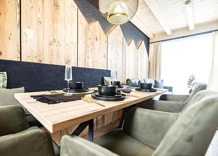 24 By Brücke * Mayrhofen