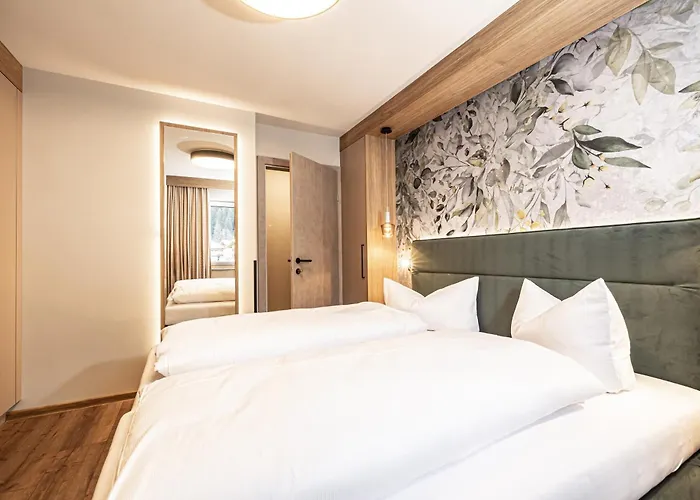 24 By Brücke * Mayrhofen